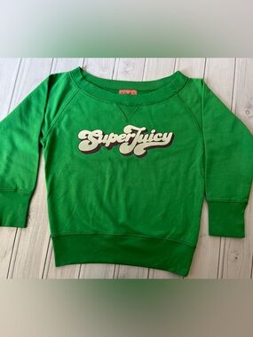 Women’s Juicy Couture early 2000’s boatneck green super juicy sweatshirt. P(XS)